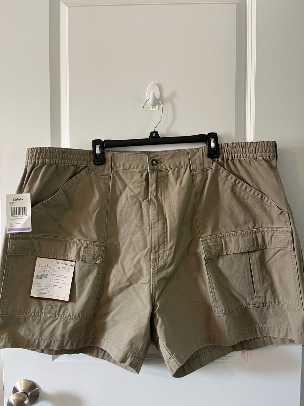 Cabela’s NWT Size 48 men’s khaki cargo hiking shirts